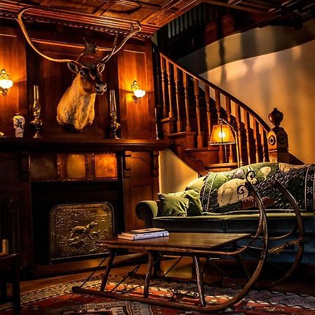 The Craftsman House Bed & Breakfast Bragg Creek Bagian luar foto